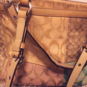 Coach shoulder bag